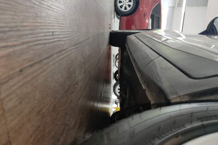 Used CHANGAN CS15 2016 1.5L Automatic Luxury Edition Left Side Sill