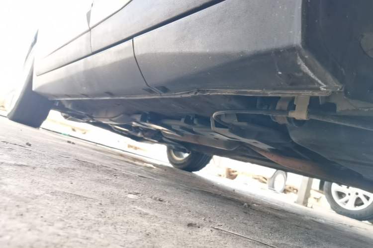 Used CHANGAN CS15 2016 1.5L Manual Fashion Edition Left Side Sill