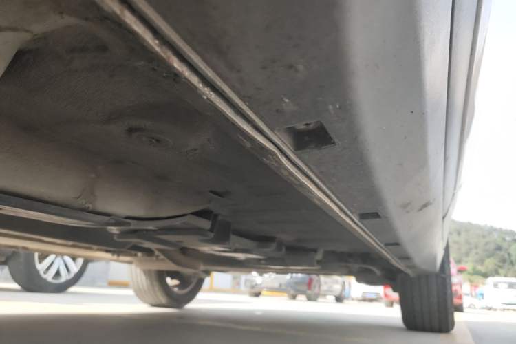Used CHANGAN CS15 2016 1.5L Manual Fashion Edition Left Side Sill