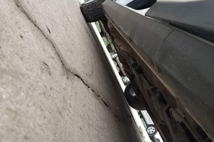Used CHANGAN CS15 2016 1.5L Automatic Fashion Edition Left Side Sill