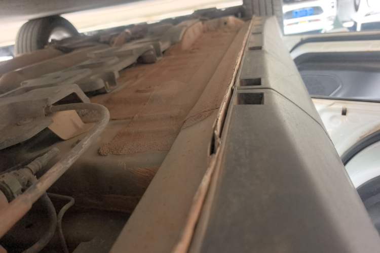 Used CHANGAN CS15 2016 1.5L Manual Fashion Edition Left Side Sill