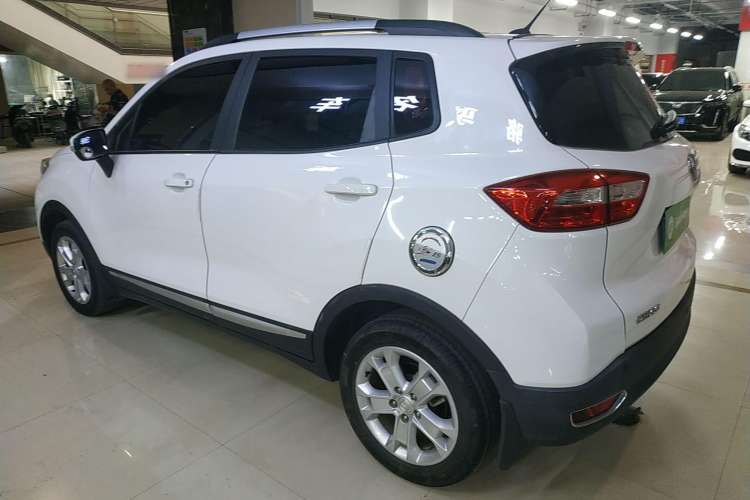 Used CHANGAN CS15 2016 1.5L Manual Luxury Edition Left Side