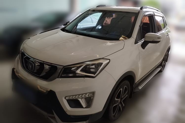 Used CHANGAN CS15 2016 1.5L Manual Luxury Edition Guazi used car, China used car export, Used car for sale, Used CHANGAN cars, Cheapest cars for sale