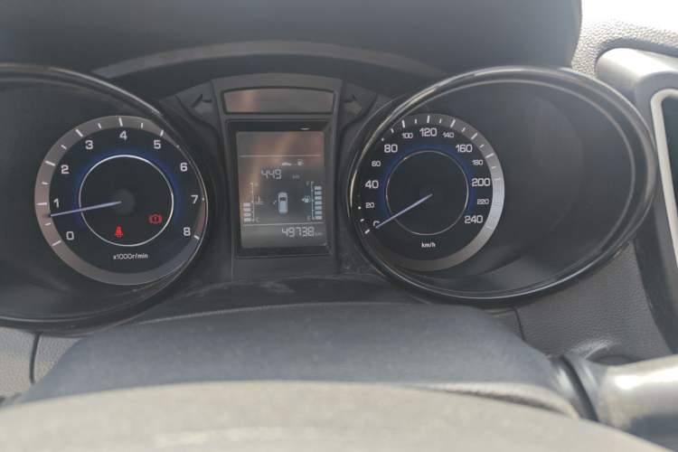 Used CHANGAN CS15 2016 1.5L Manual Luxury Edition Odometer Close Up