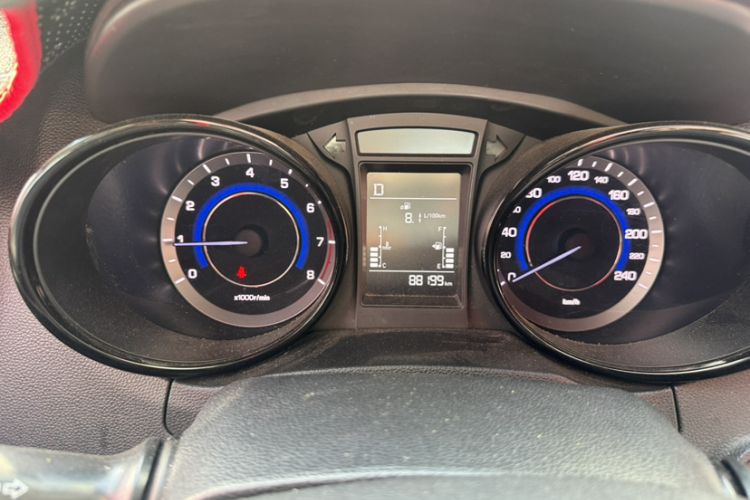 Used CHANGAN CS15 2016 1.5L Automatic Fashion Edition Odometer Close Up