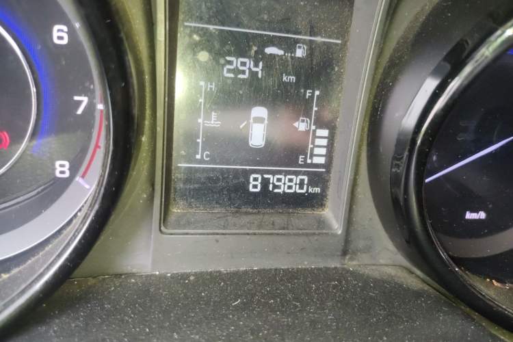 Used CHANGAN CS15 2016 1.5L Manual Fashion Edition Odometer Close Up