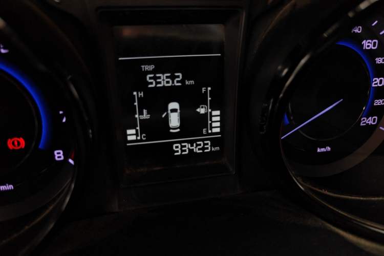 Used CHANGAN CS15 2016 1.5L Manual Fashion Edition Odometer Close Up
