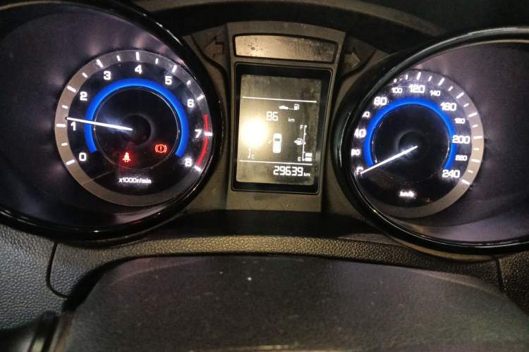 Used CHANGAN CS15 2016 1.5L Manual Fashion Edition Odometer Close Up