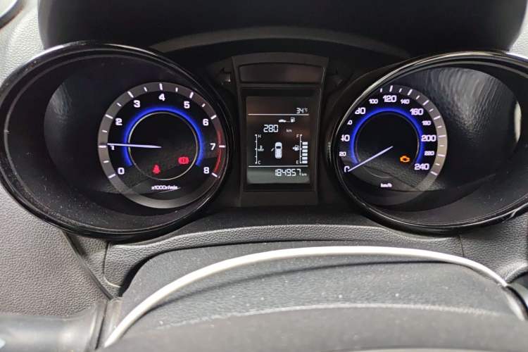Used CHANGAN CS15 2016 1.5L Manual Luxury Edition Odometer Close Up