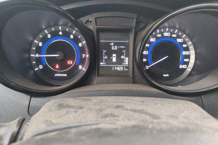 Used CHANGAN CS15 2016 1.5L Manual Fashion Edition Odometer Close Up