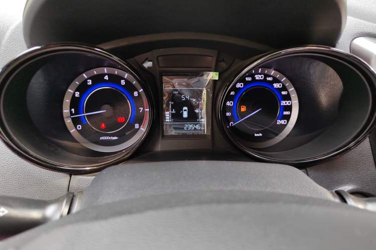 Used CHANGAN CS15 2016 1.5L Manual Fashion Edition Odometer Close Up
