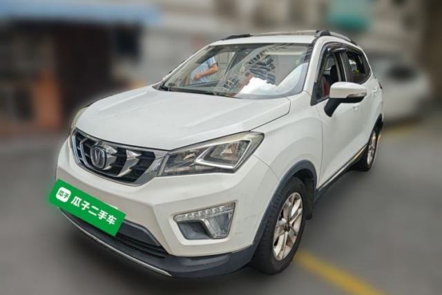 Used CHANGAN CS15 2016 1.5L Manual Luxury Edition