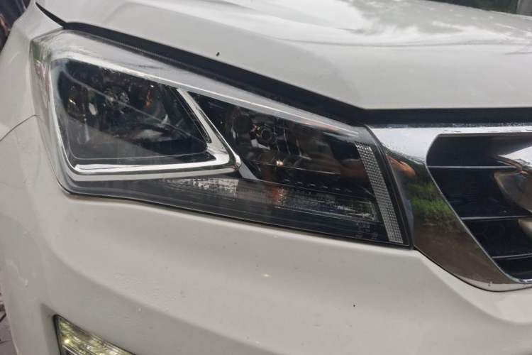 Used CHANGAN CS15 2016 1.5L Manual Fashion Edition Right Front Headlight
