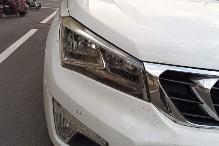 Used CHANGAN CS15 2016 1.5L Manual Fashion Edition Right Front Headlight
