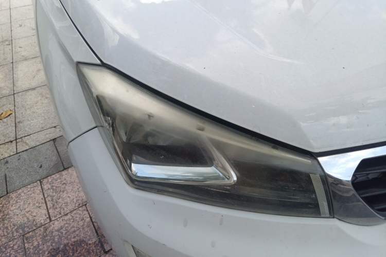 Used CHANGAN CS15 2016 1.5L Manual Fashion Edition Right Front Headlight