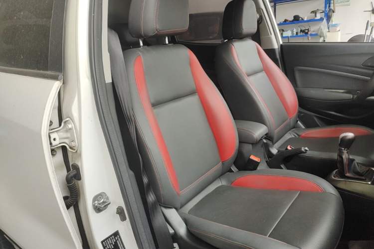 Used CHANGAN CS15 2016 1.5L Manual Fashion Edition Right Front Seat