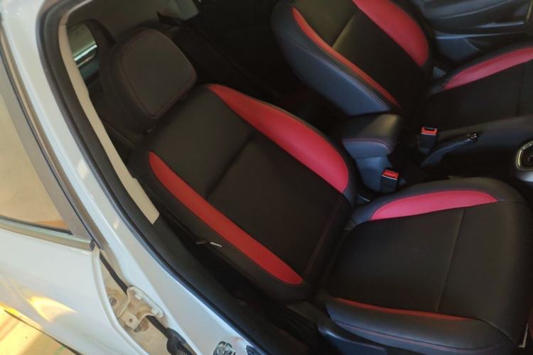 Used CHANGAN CS15 2016 1.5L Automatic Fashion Edition Right Front Seat