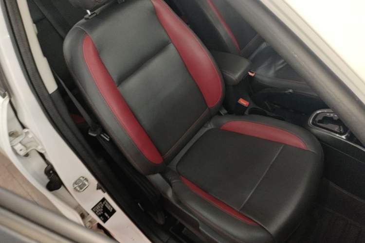 Used CHANGAN CS15 2016 1.5L Automatic Luxury Edition Right Front Seat
