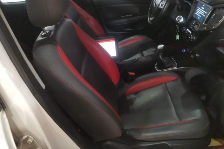Used CHANGAN CS15 2016 1.5L Manual Luxury Edition Right Front Seat