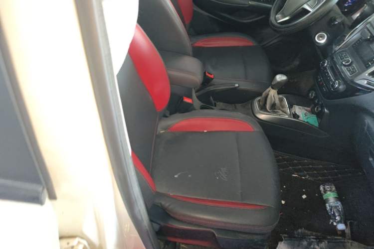 Used CHANGAN CS15 2016 1.5L Manual Fashion Edition Right Front Seat