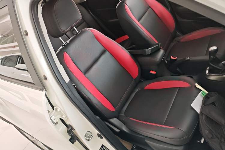 Used CHANGAN CS15 2016 1.5L Manual Fashion Edition Right Front Seat