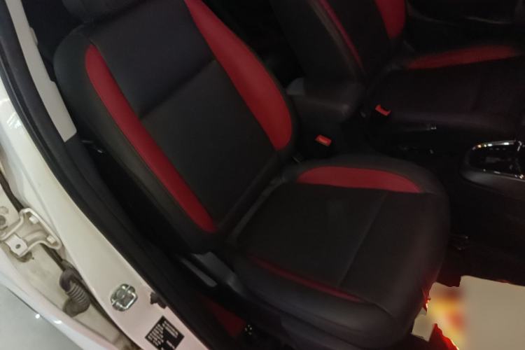 Used CHANGAN CS15 2016 1.5L Automatic Fashion Edition Right Front Seat