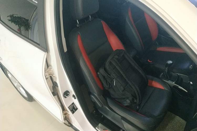 Used CHANGAN CS15 2016 1.5L Manual Luxury Edition Right Front Seat