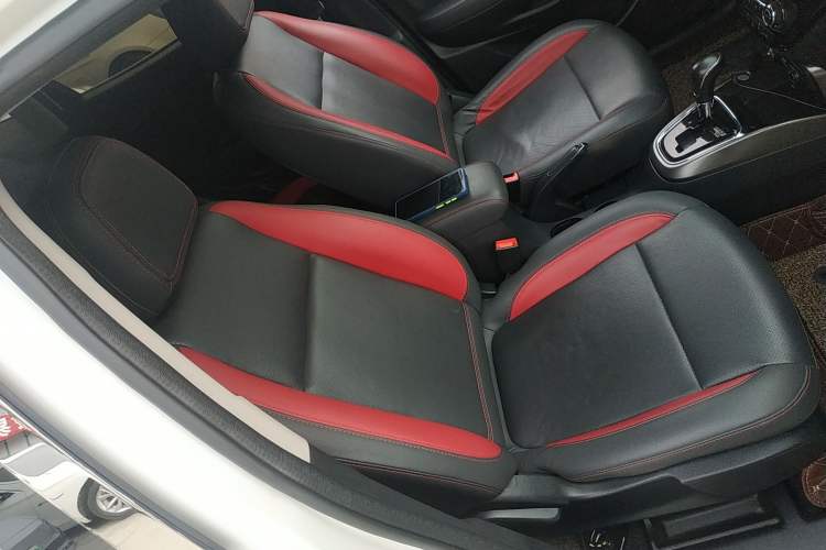 Used CHANGAN CS15 2016 1.5L Automatic Fashion Edition Right Front Seat