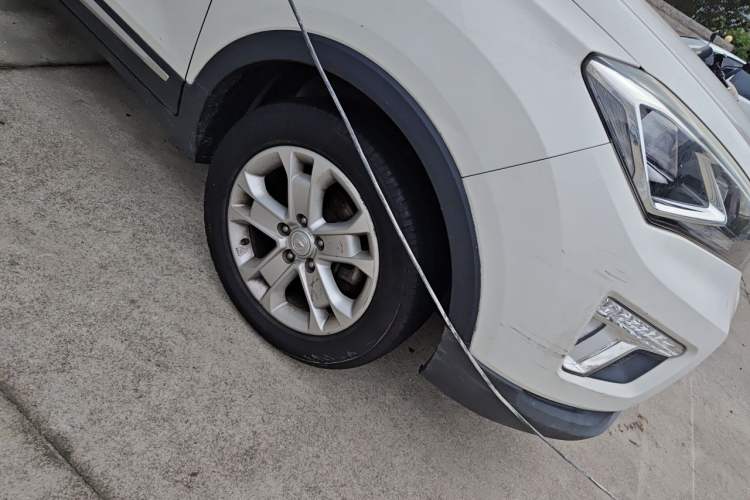 Used CHANGAN CS15 2016 1.5L Manual Fashion Edition Right Front Wheel Hub
