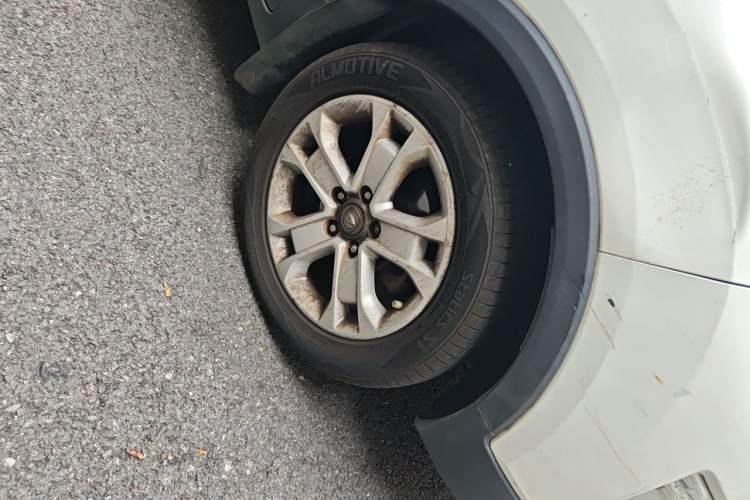 Used CHANGAN CS15 2016 1.5L Manual Luxury Edition Right Front Wheel Hub