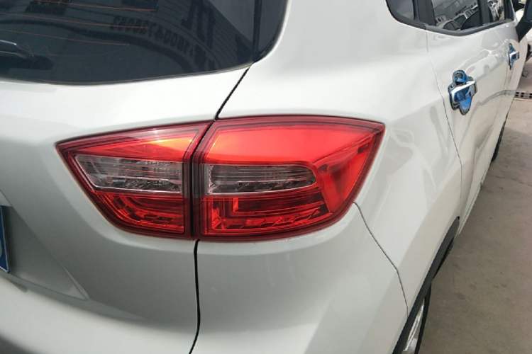 Used CHANGAN CS15 2016 1.5L Automatic Fashion Edition Right Rear Taillight