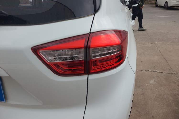 Used CHANGAN CS15 2016 1.5L Manual Fashion Edition Right Rear Taillight