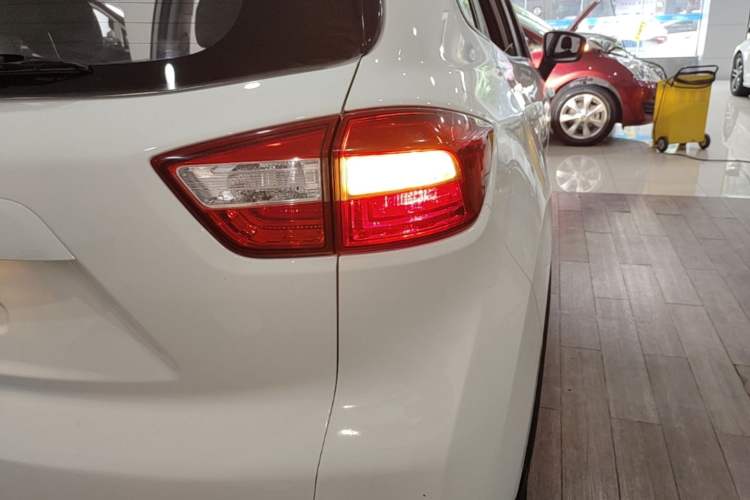 Used CHANGAN CS15 2016 1.5L Automatic Luxury Edition Right Rear Taillight