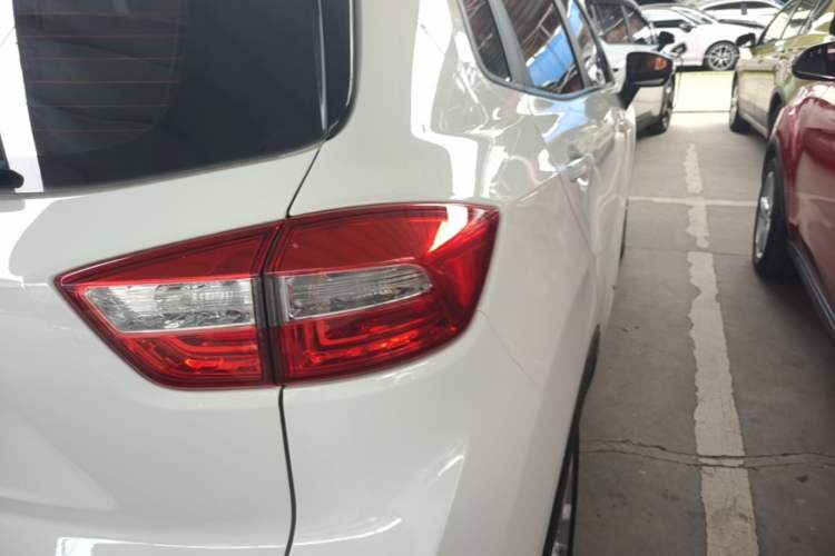 Used CHANGAN CS15 2016 1.5L Manual Fashion Edition Right Rear Taillight