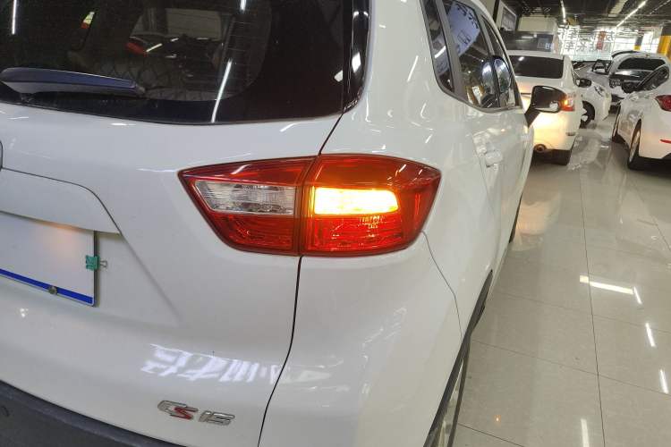 Used CHANGAN CS15 2016 1.5L Automatic Fashion Edition Right Rear Taillight