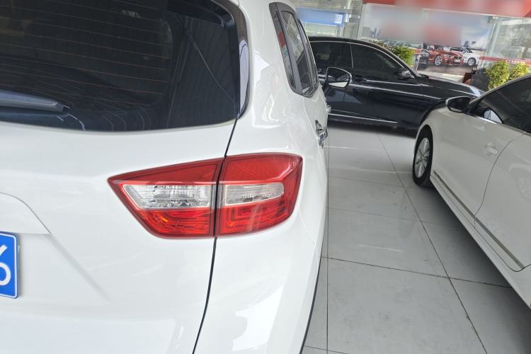 Used CHANGAN CS15 2016 1.5L Automatic Fashion Edition Right Rear Taillight