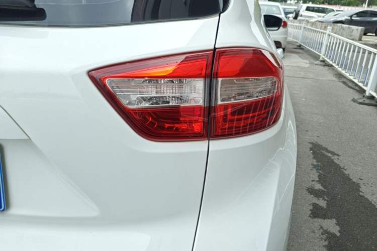 Used CHANGAN CS15 2016 1.5L Automatic Luxury Edition Right Rear Taillight