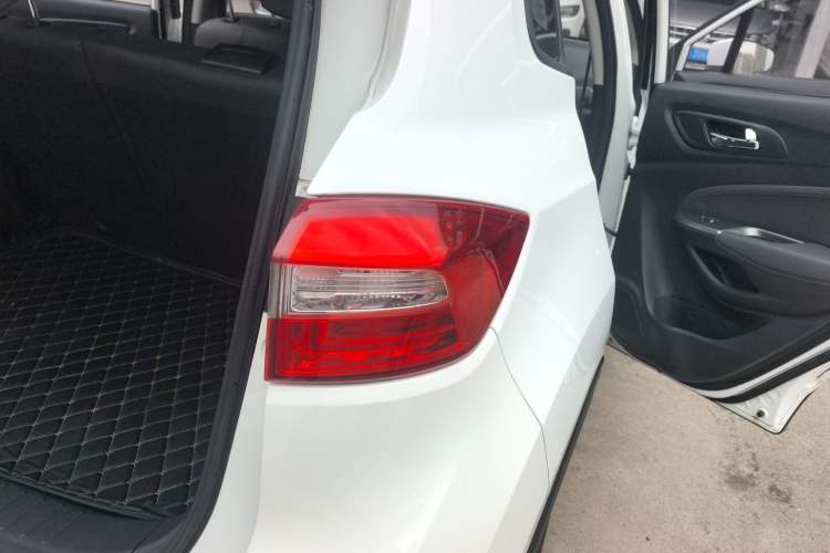 Used CHANGAN CS15 2016 1.5L Manual Fashion Edition Right Rear Taillight