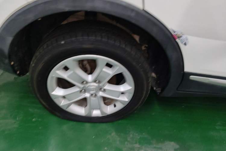 Used CHANGAN CS15 2016 1.5L Manual Luxury Edition Right Rear Wheel Hub