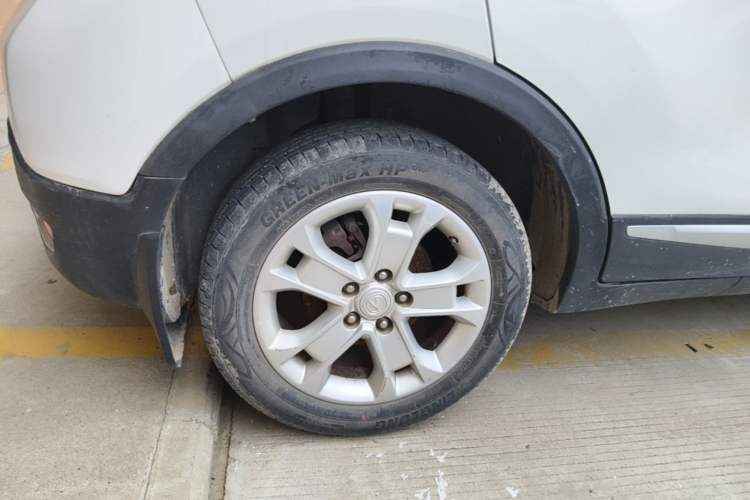 Used CHANGAN CS15 2016 1.5L Manual Luxury Edition Right Rear Wheel Hub
