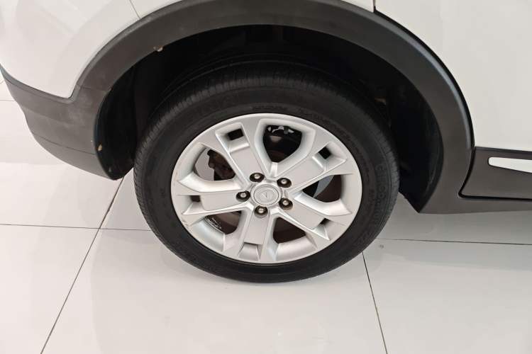 Used CHANGAN CS15 2016 1.5L Manual Fashion Edition Right Rear Wheel Hub