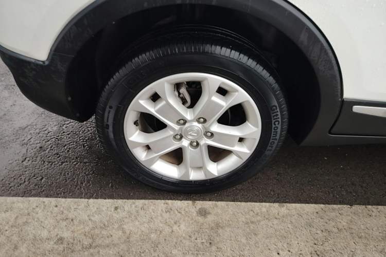Used CHANGAN CS15 2016 1.5L Manual Fashion Edition Right Rear Wheel Hub