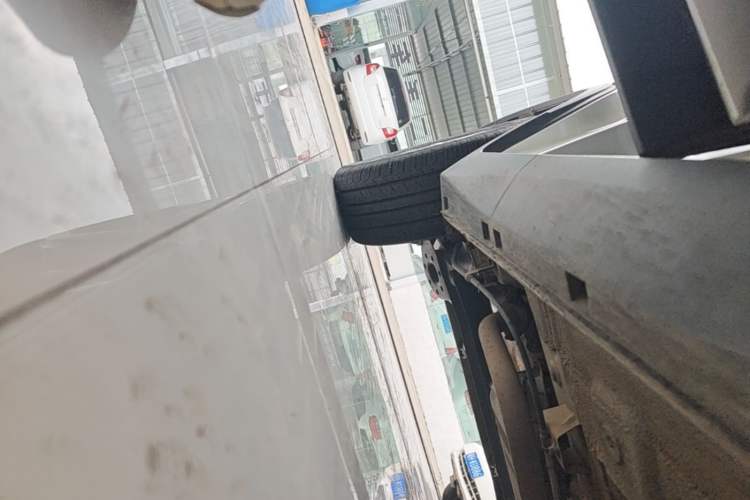 Used CHANGAN CS15 2016 1.5L Automatic Fashion Edition Right Side Sill