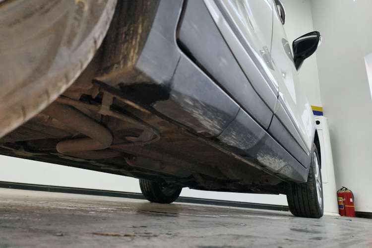 Used CHANGAN CS15 2016 1.5L Automatic Fashion Edition Right Side Sill