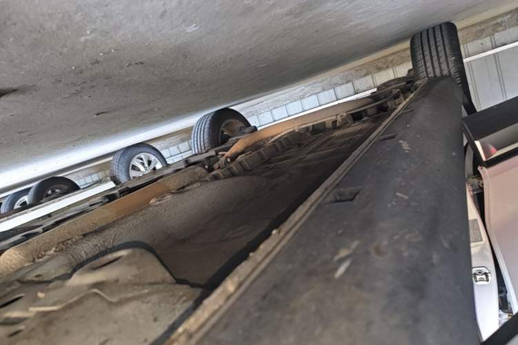 Used CHANGAN CS15 2016 1.5L Manual Fashion Edition Right Side Sill
