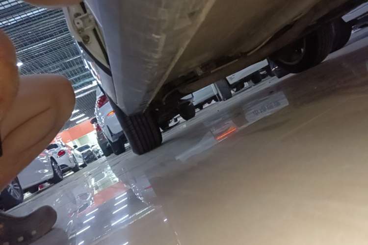 Used CHANGAN CS15 2016 1.5L Automatic Fashion Edition Right Side Sill
