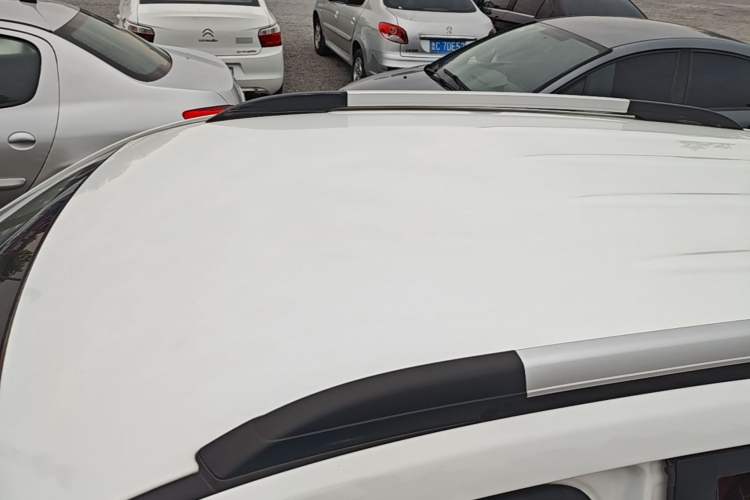 Used CHANGAN CS15 2016 1.5L Manual Fashion Edition Roof