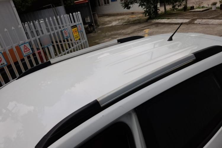 Used CHANGAN CS15 2016 1.5L Manual Fashion Edition Roof
