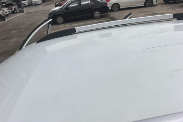 Used CHANGAN CS15 2016 1.5L Manual Fashion Edition Roof