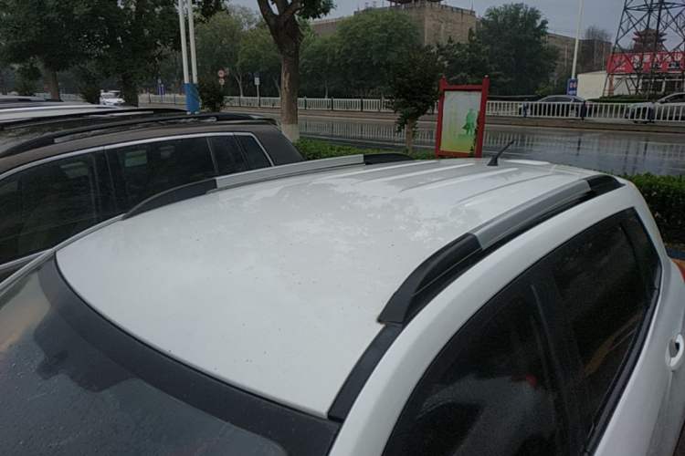 Used CHANGAN CS15 2016 1.5L Automatic Fashion Edition Roof